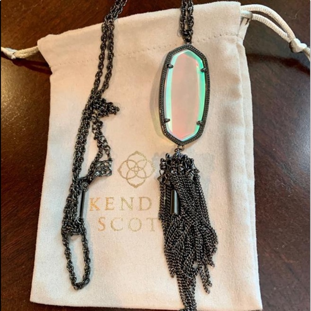 Kendra Scott Necklace